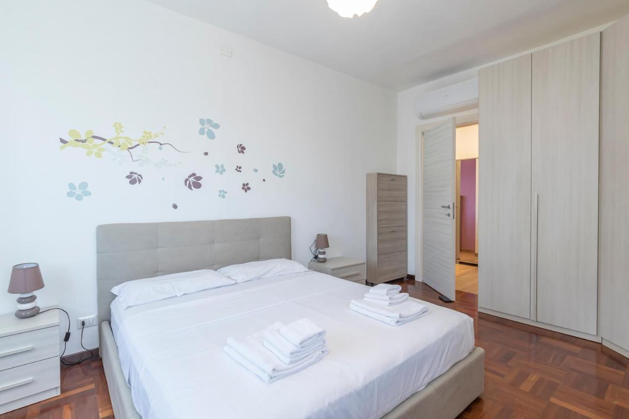 Big Apartment - Alcuino 7 Mailand Exterior foto